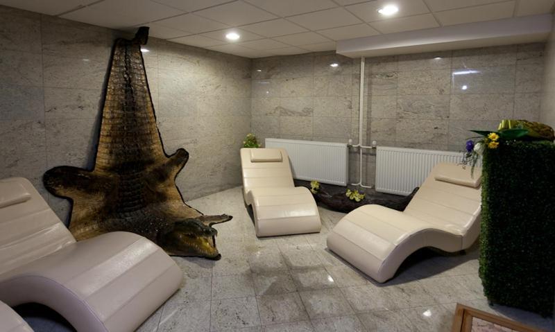 Hotel Relax Rajecfürdő Kültér fotó